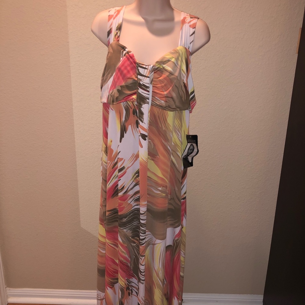 ATTITUDES by Renée - Beautiful Spring Dress